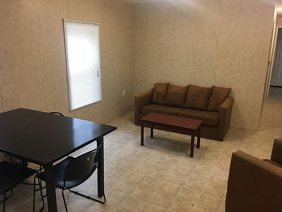 4th image of 850 County Road 482