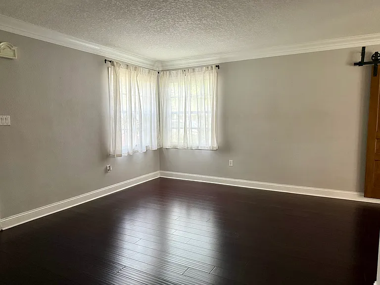4118 W Palmira Ave — Photo 31