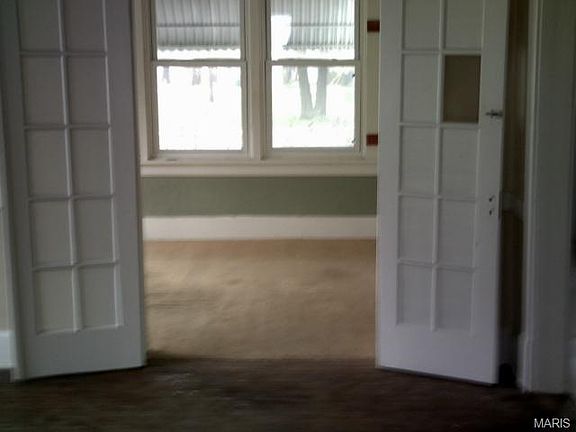 5th image of 112 S Sturgeon St