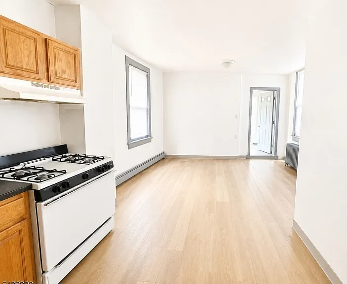 840 Mount Prospect Ave #1 — Photo 4