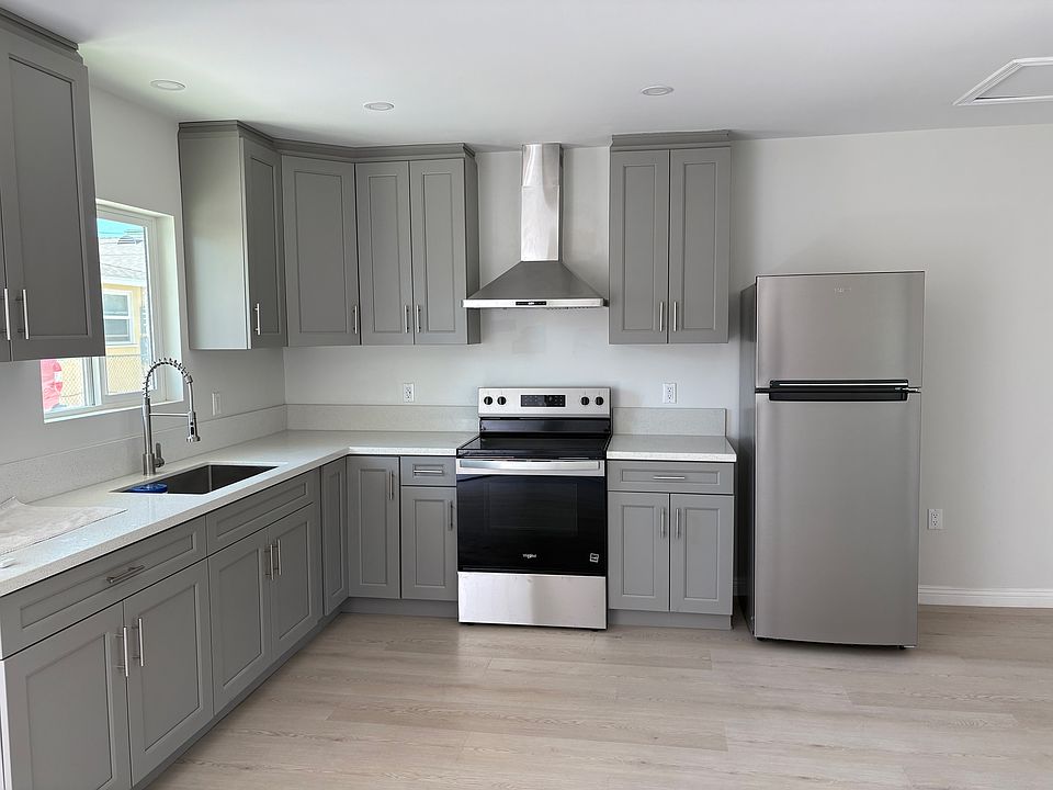 1st image of 1517 Stevens Ave #D