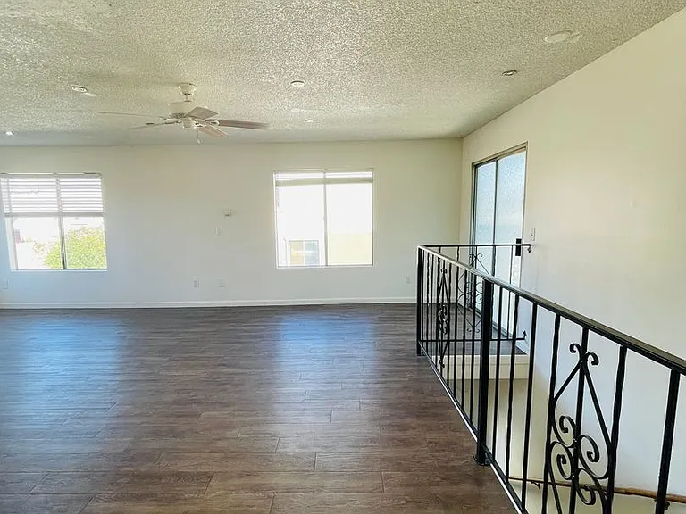 129 E Santa Ana St — Photo 16