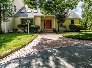 498 Elliott Rd, Barnstable, MA 02630