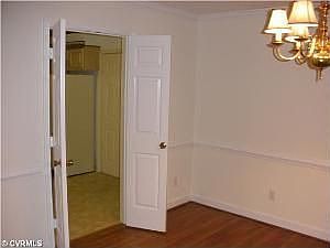 5th image of 10303 Salford Ct