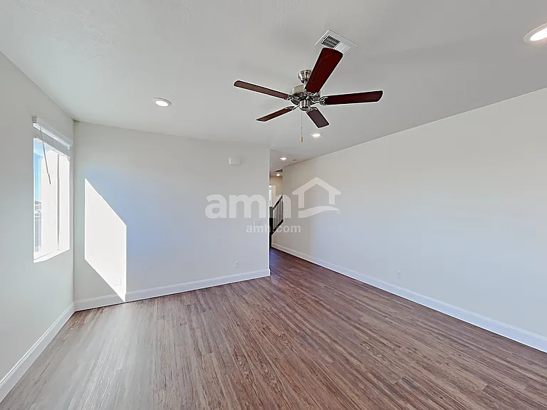 2711 W 3400 S — Photo 8