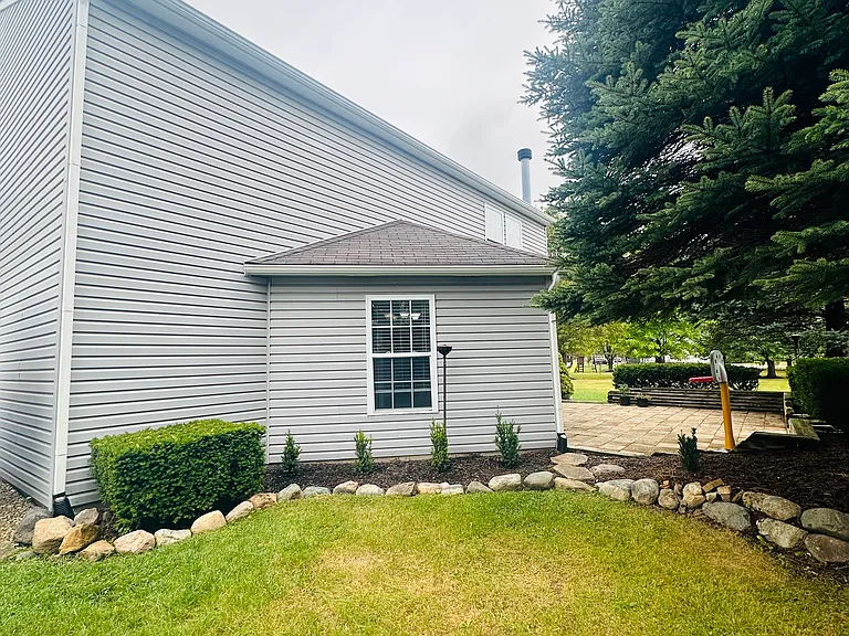 10703 Howe Rd — Photo 29