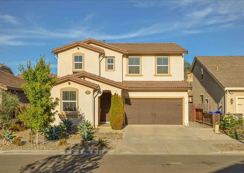 1st image of 4194 Silver Lupine Dr