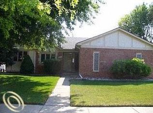 46570 Arapahoe Dr, Macomb, MI 48044