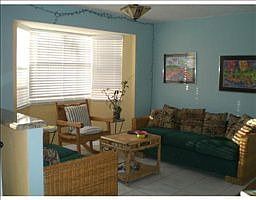 4th image of 11353 Lakeview Dr #5-P