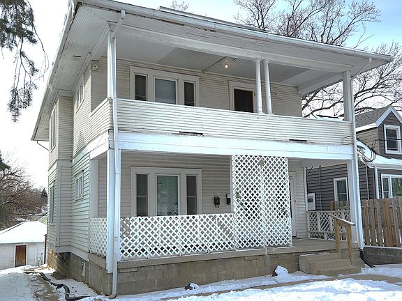 2nd image of 2615 Virginia St #2617