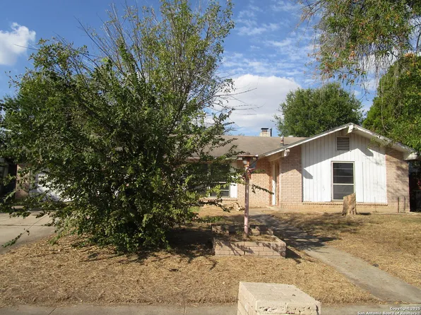 4411 Lakewood Dr, San Antonio, TX 78220