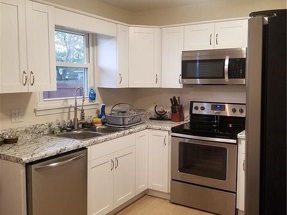 5th image of 110 Monarch Dr