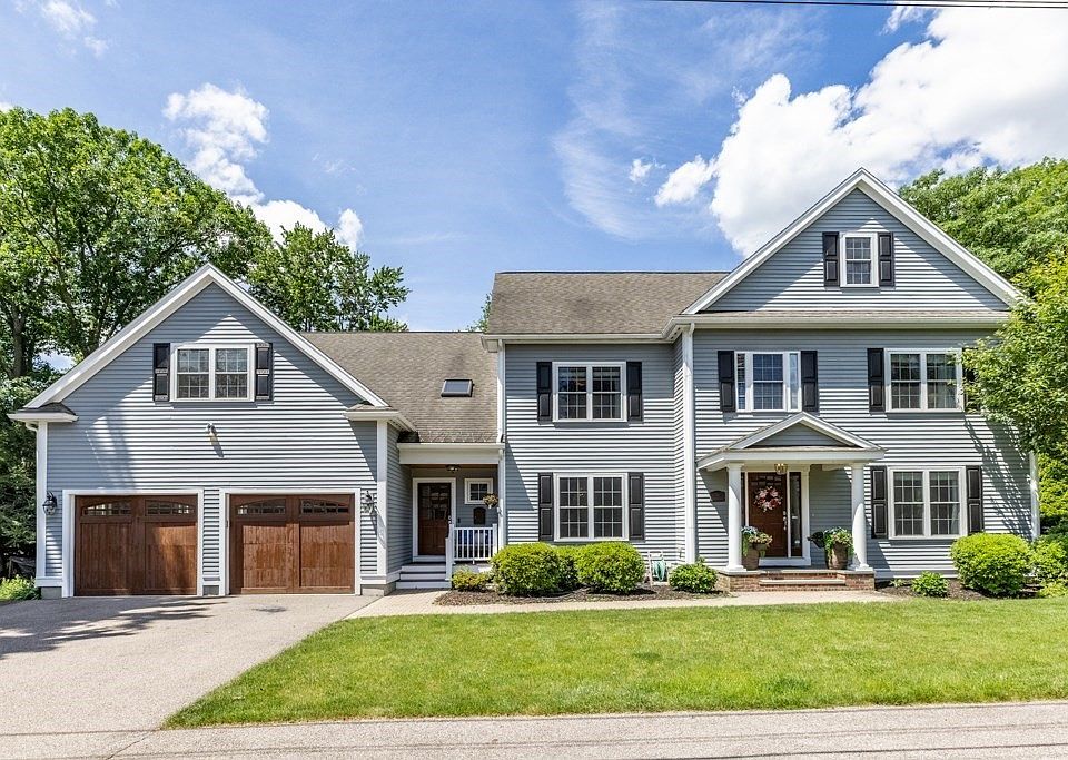 1st image of 15 Hawthorn Ave