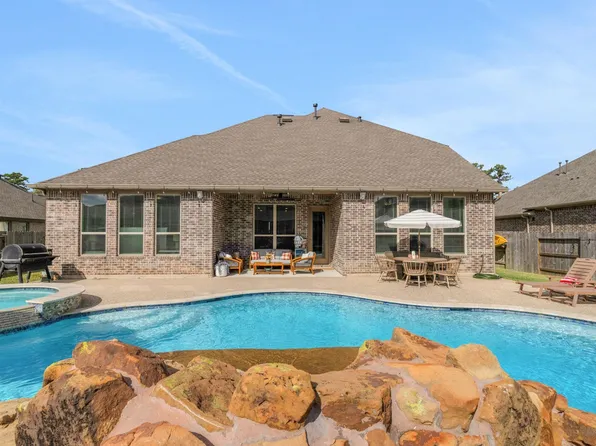 18815 Tindarey Birch Ln, New Caney, TX 77357