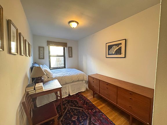 4th image of 345 E 72nd St APT 4D