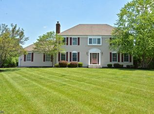 4 Vanderbilt Ct, Flemington, NJ 08822