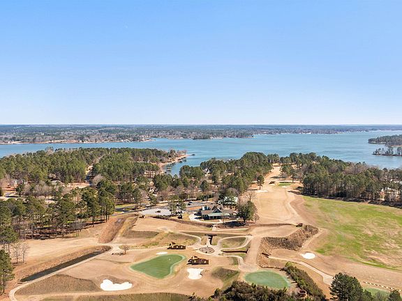 4th image of 119 Lookout Way
