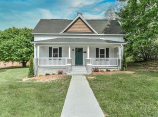 129 N Main St, Canton, NC 28716