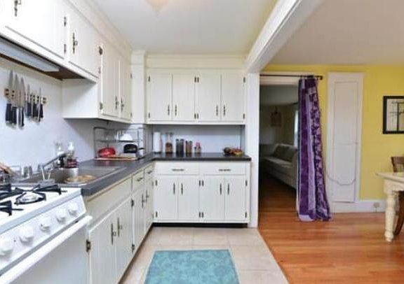 2nd image of 211 Quincy Shore Dr #2