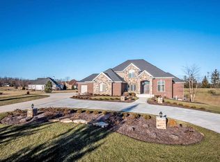 633 Twin Eagles Blvd, Huntertown, IN 46748