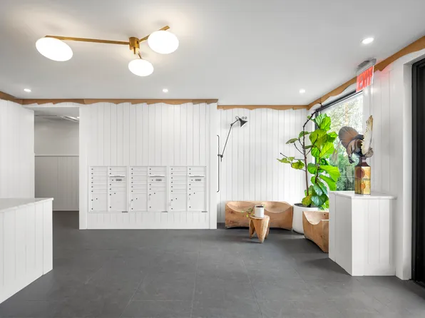 488 Sterling Place image 9 of 12