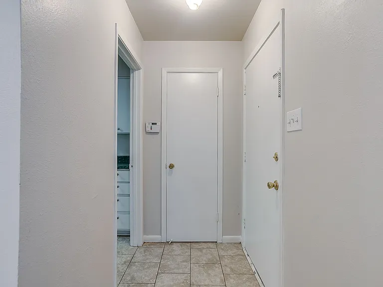 816 E Mustang St — Photo 5