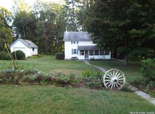 166 Charles Smith Rd, Saugerties, NY 12477