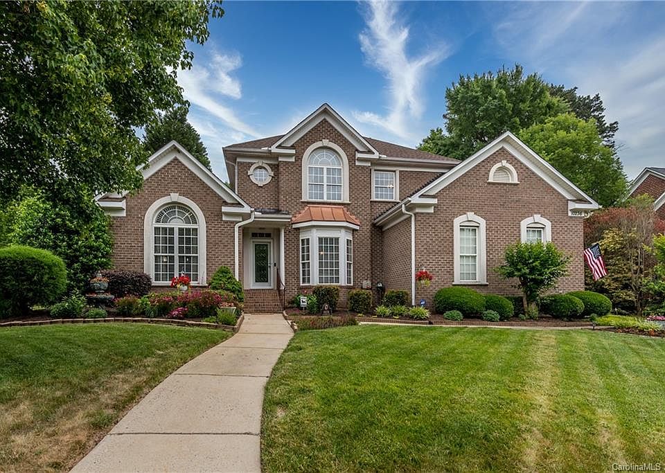 1st image of 10236 Claybrooke Dr #70
