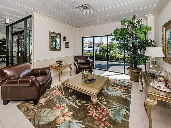 2nd image of 1621 Gulf Blvd APT 808
