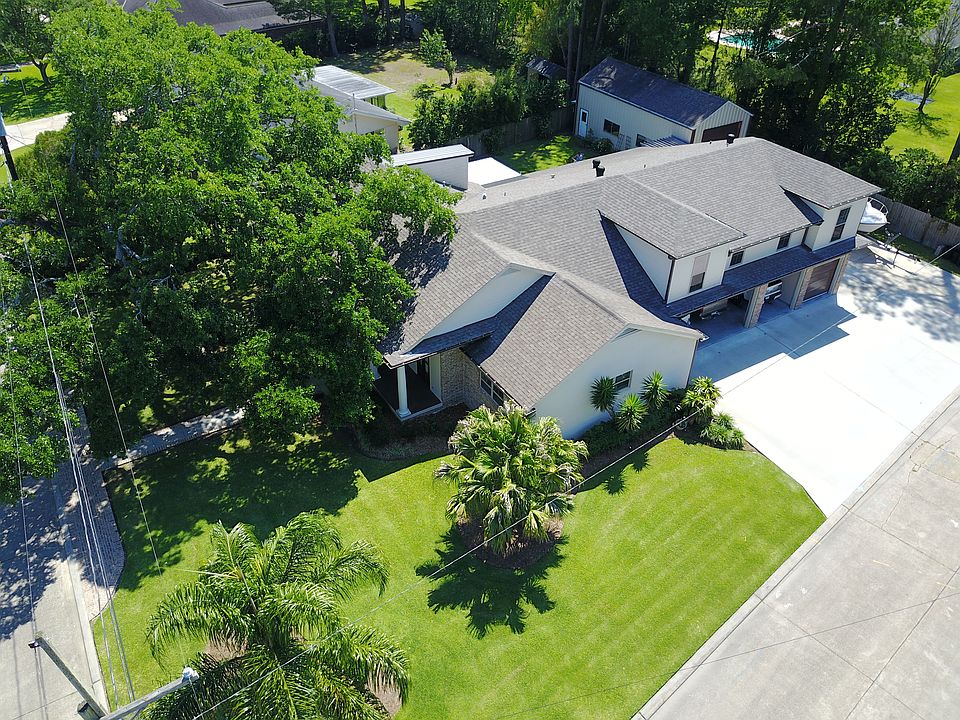 1st image of 202 Buena Vista Blvd