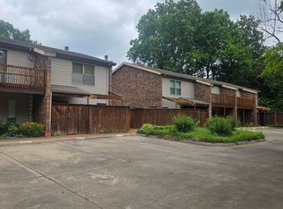 2588 E Sweetbriar Dr, Fayetteville, AR 72703