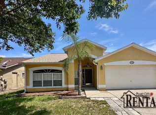 4708 Bloom Dr, Plant City, FL 33566