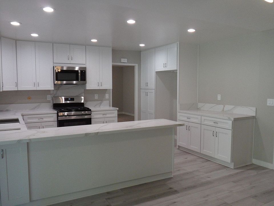 1st image of 1241 E Diana Ave