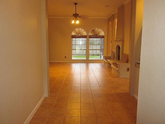 Ready to move in now - pic taken 2/3/19