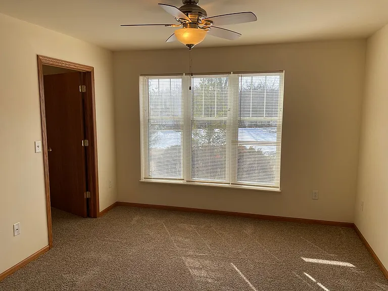 Door Creek Apartments — Photo 30