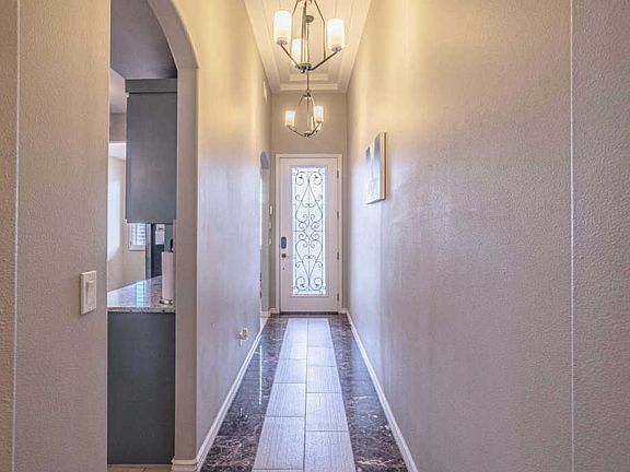 5th image of 3809 Loma Cortez Dr
