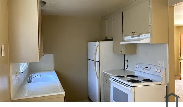 2 bed, 900 sqft, $2,890 — Photo 2