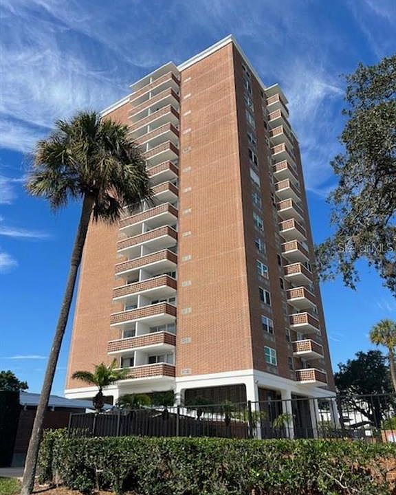 1st image of 4015 BAYSHORE BOULEVARD #8A