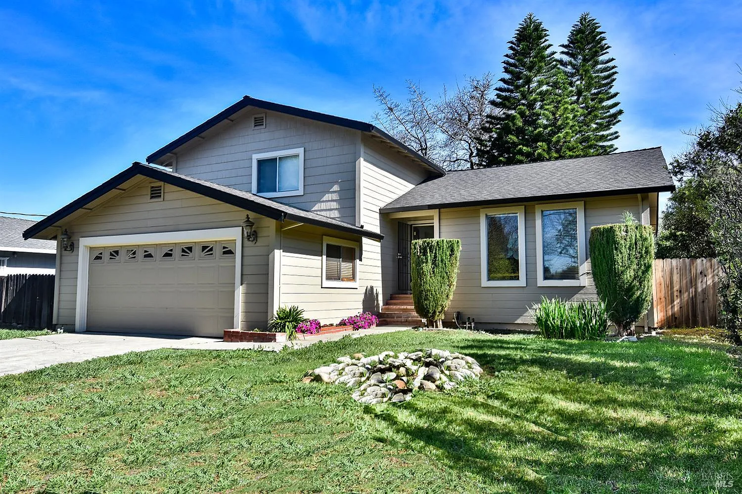 418 Nut Tree Road photo 1