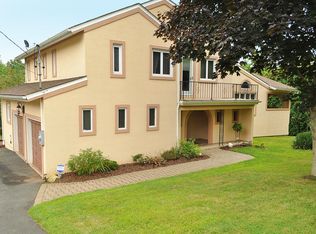 44 Hillside Rd, Cromwell, CT 06416