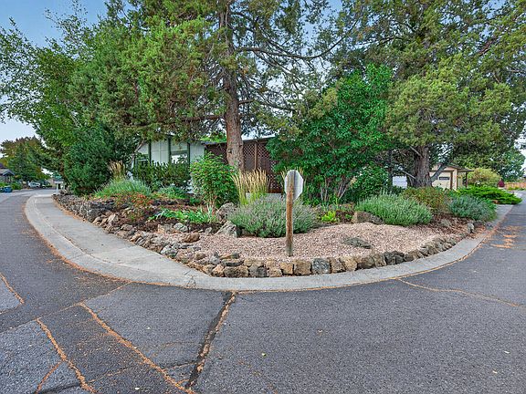 3rd image of 63741 Cascade Village Dr #78