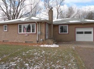 1709 N Canal Rd, Lansing, MI 48917