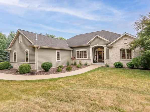 S80W23775 Parkview DRIVE, Big Bend, WI 53103