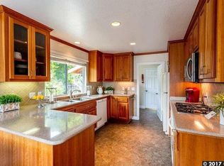 1 Beaumont Ct, Lafayette, CA 94549