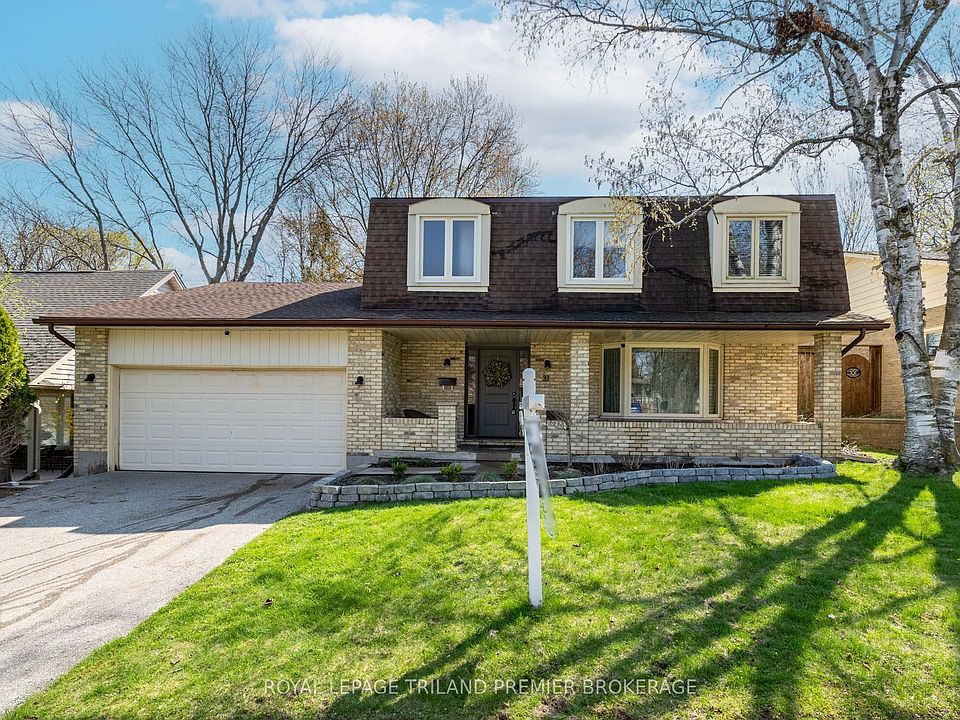 1st image of 31 Foxcroft Cres