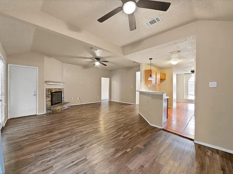 2820 Bent Brook Dr — Photo 5