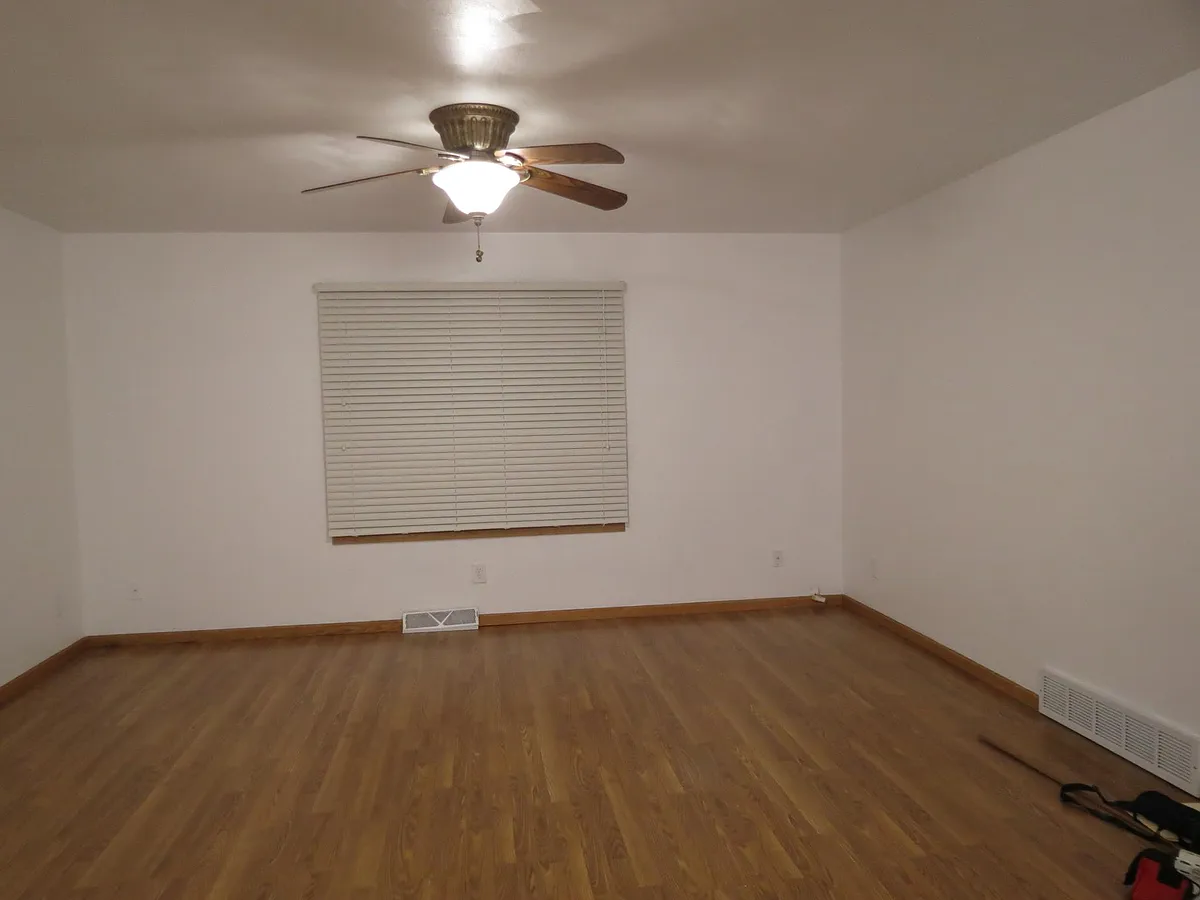 Building Photo - 482 N 7th St #2