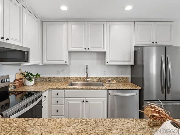 5th image of 4474 Eastgate Mall Unit 3