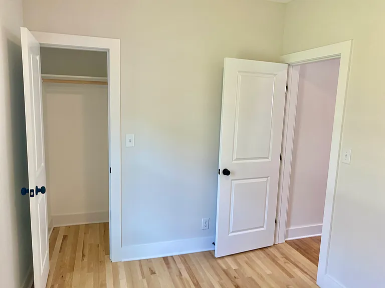 320 Greenway Ave #1 — Photo 9