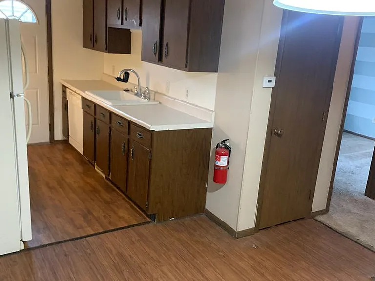 4403 Cherry Creek Ln — Photo 6
